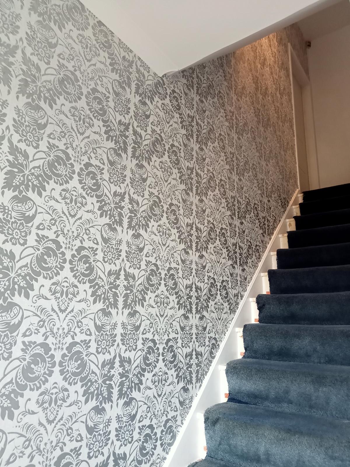 wallpaper hanging Bloomsbury, WC1